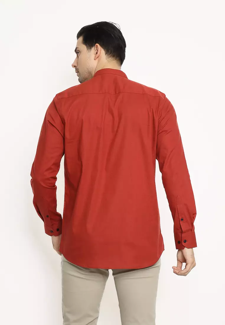 MAGINOT Kemeja Pria KOKO Basic Polos Lengan Panjang TERRACOTTA2