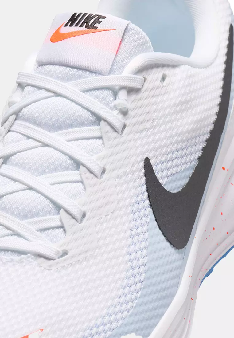 Revolution 8 Road Running Shoes