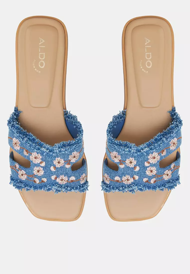 Itsandal Flat Sandals