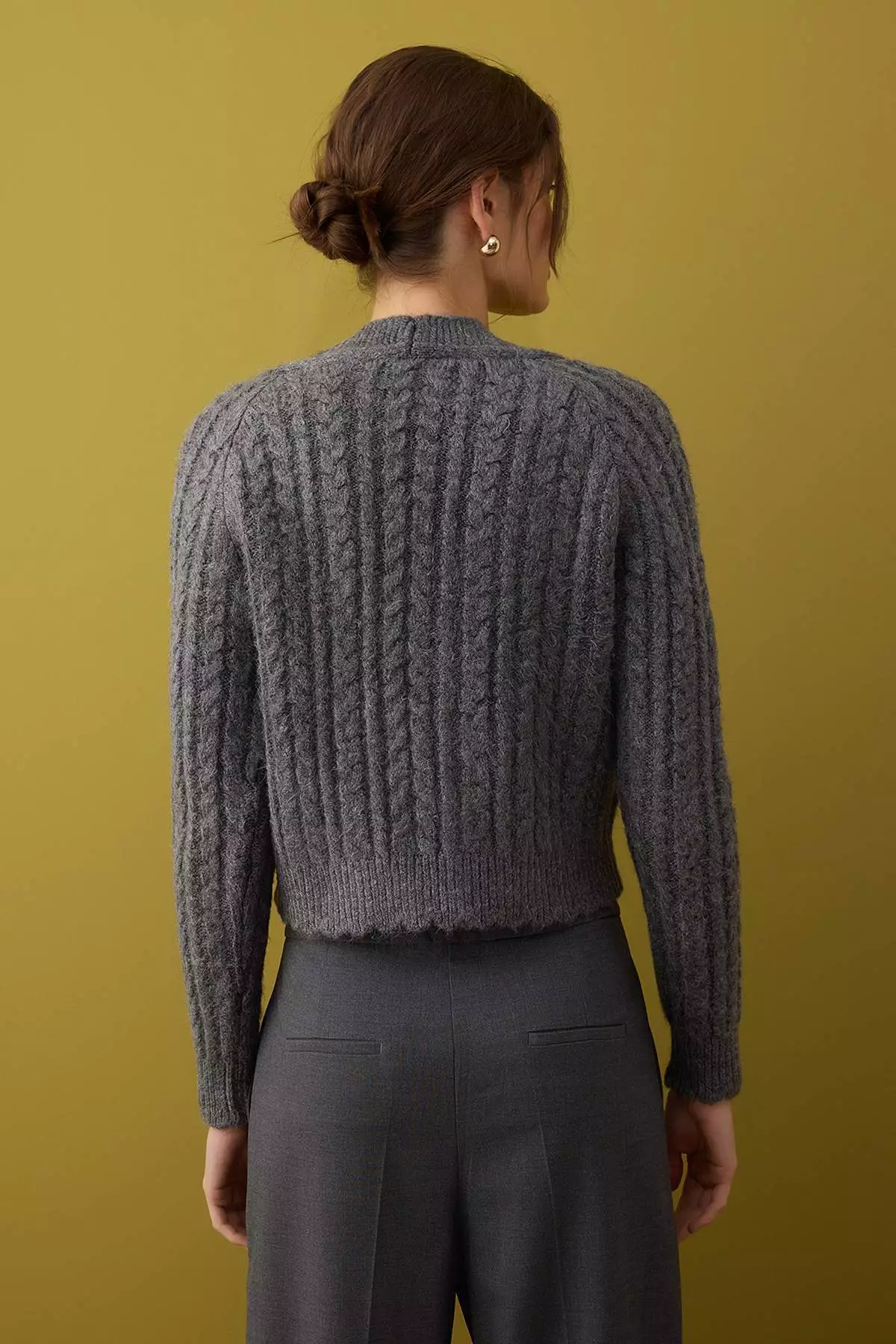 Anthracite Soft Textured Pearl Button Detailed Crop Knitwear Cardigan Twoaw26Hi185