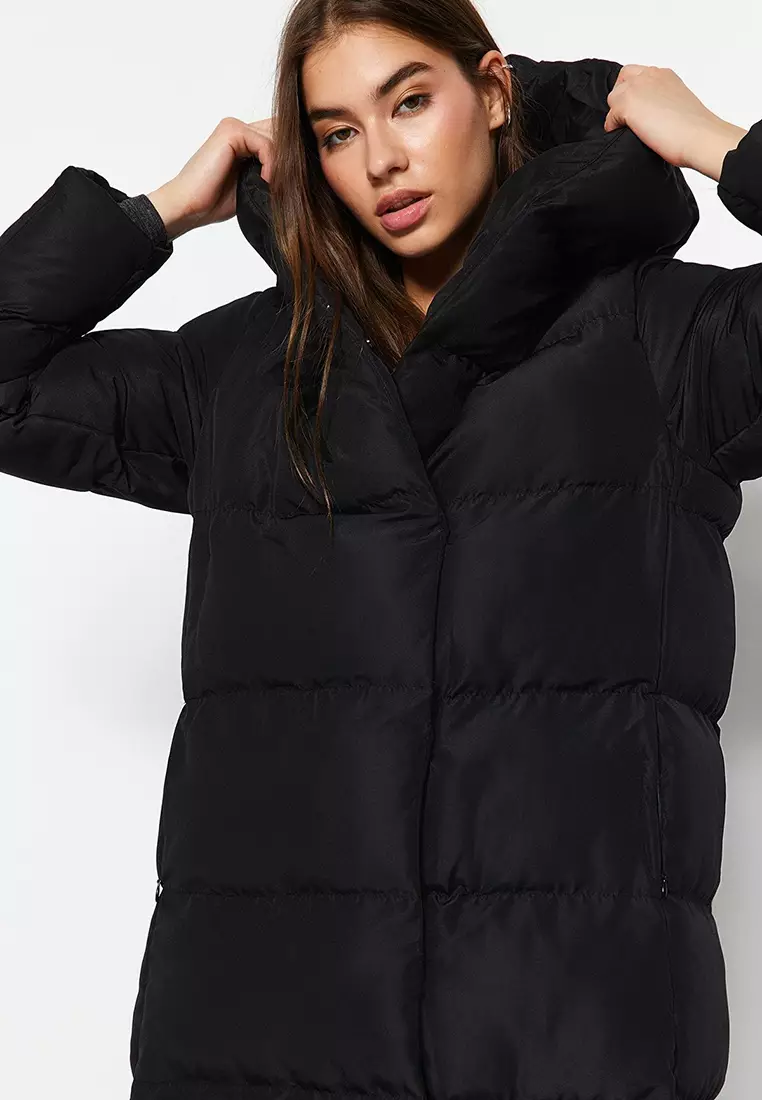 Black Regular Fit Side Snap Closure Water Repellent Long Inflatable Coat Twoaw24Mo00044