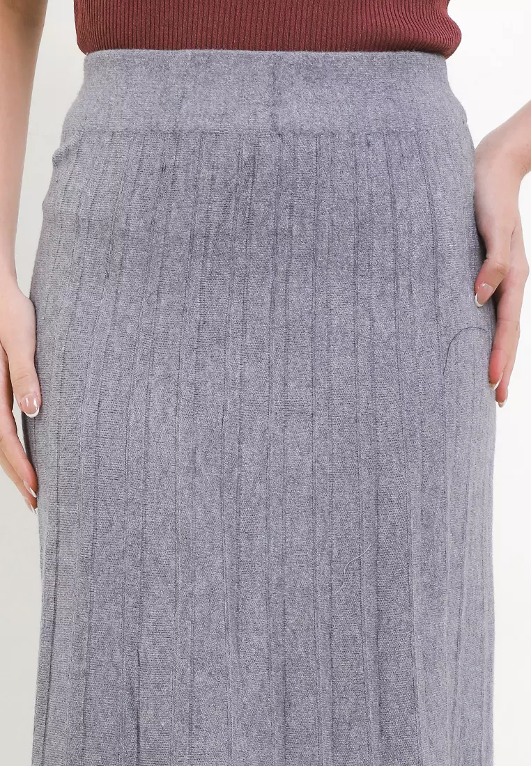 Vertical Pattern Knit Skirt