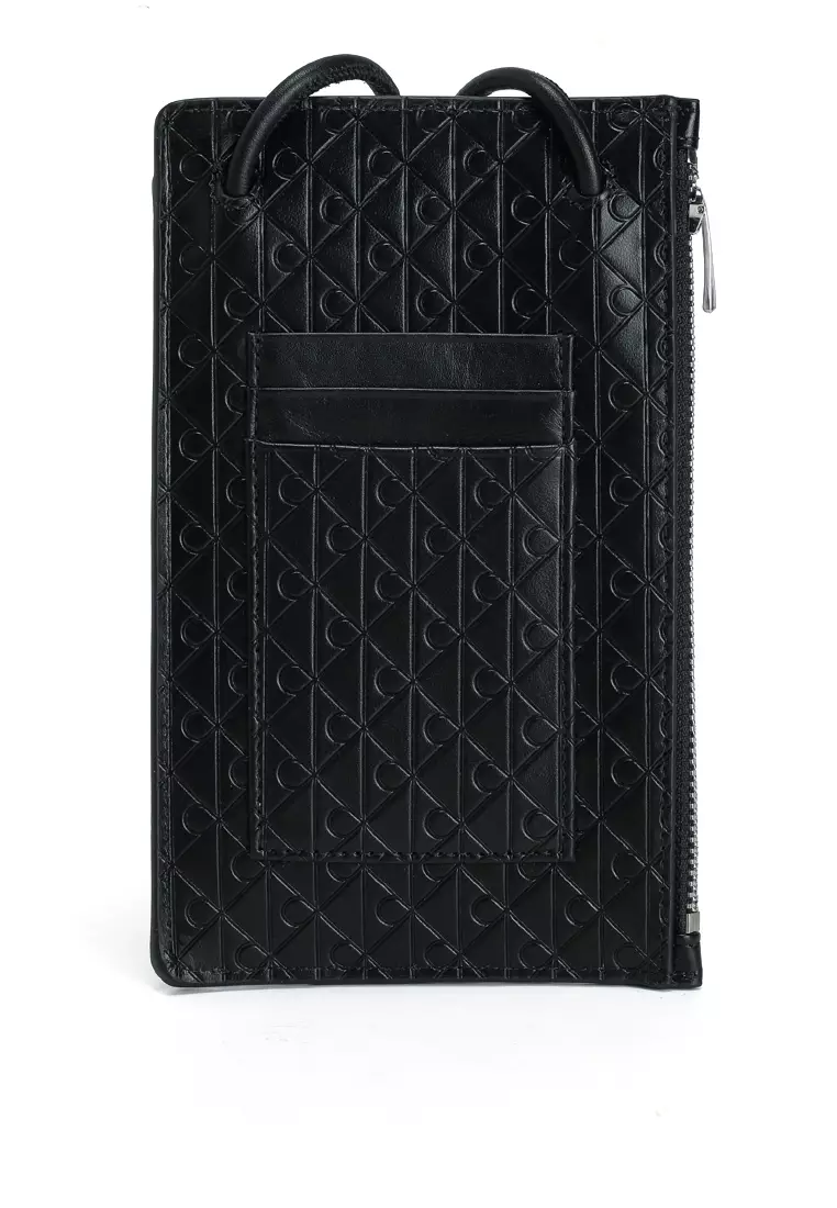 壓花商標斜孭袋 - Calvin Klein 配飾