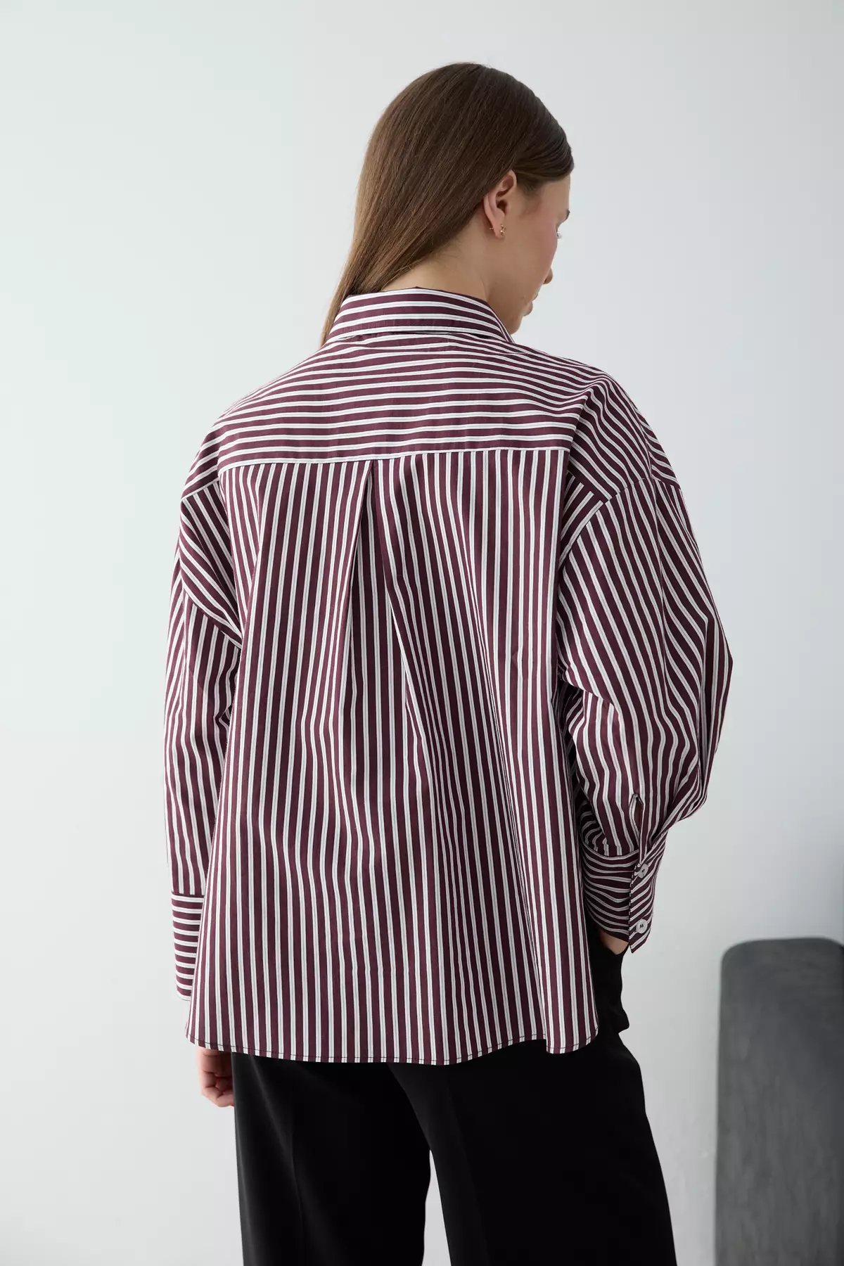 Burgundy-Ecru Striped Half-Button Oversized Woven Blouse Twoss26Bz565