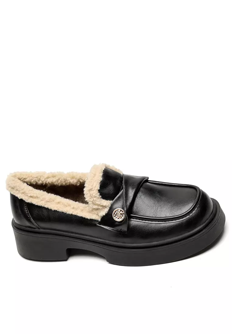 Discount on Twenty Eight Shoes  shoes - SKU: Pleated Strap Microfiber Leather Fleece Loafers WW75-93