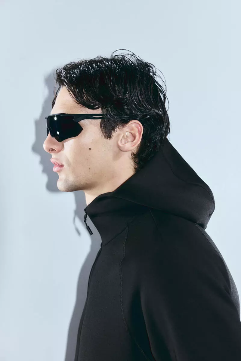 H&M Sports zip-through hoodie with DryMove™