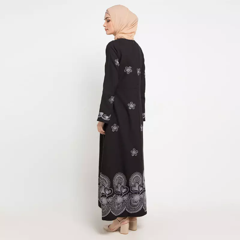 Ketki Maxi Dress In Black And Silver