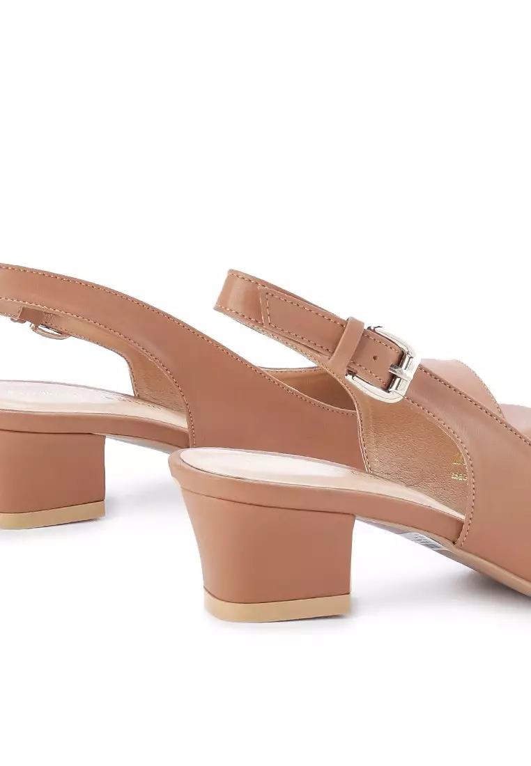 Heel Erica Tan