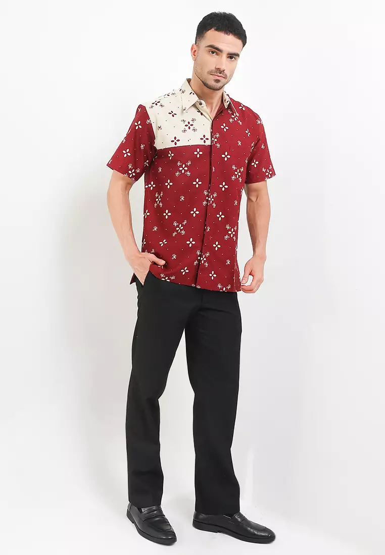 Hem Kemeja Pria Lengan Pendek Batik Furing Atreeya Natal Imlek Merah Maroon