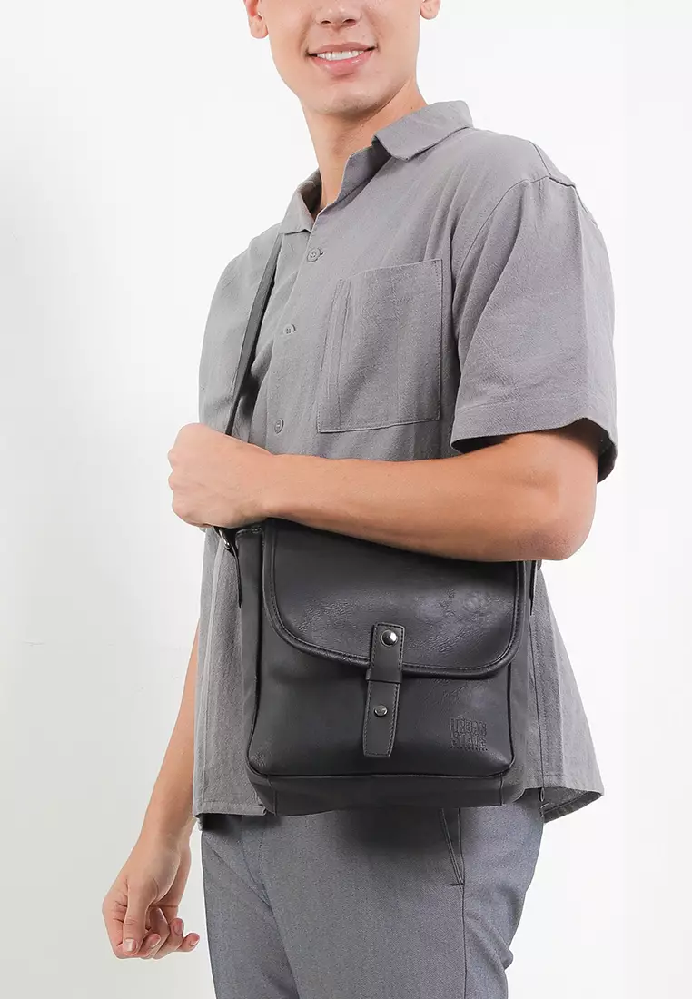 Distressed Leather Hunter Crossbody Bag