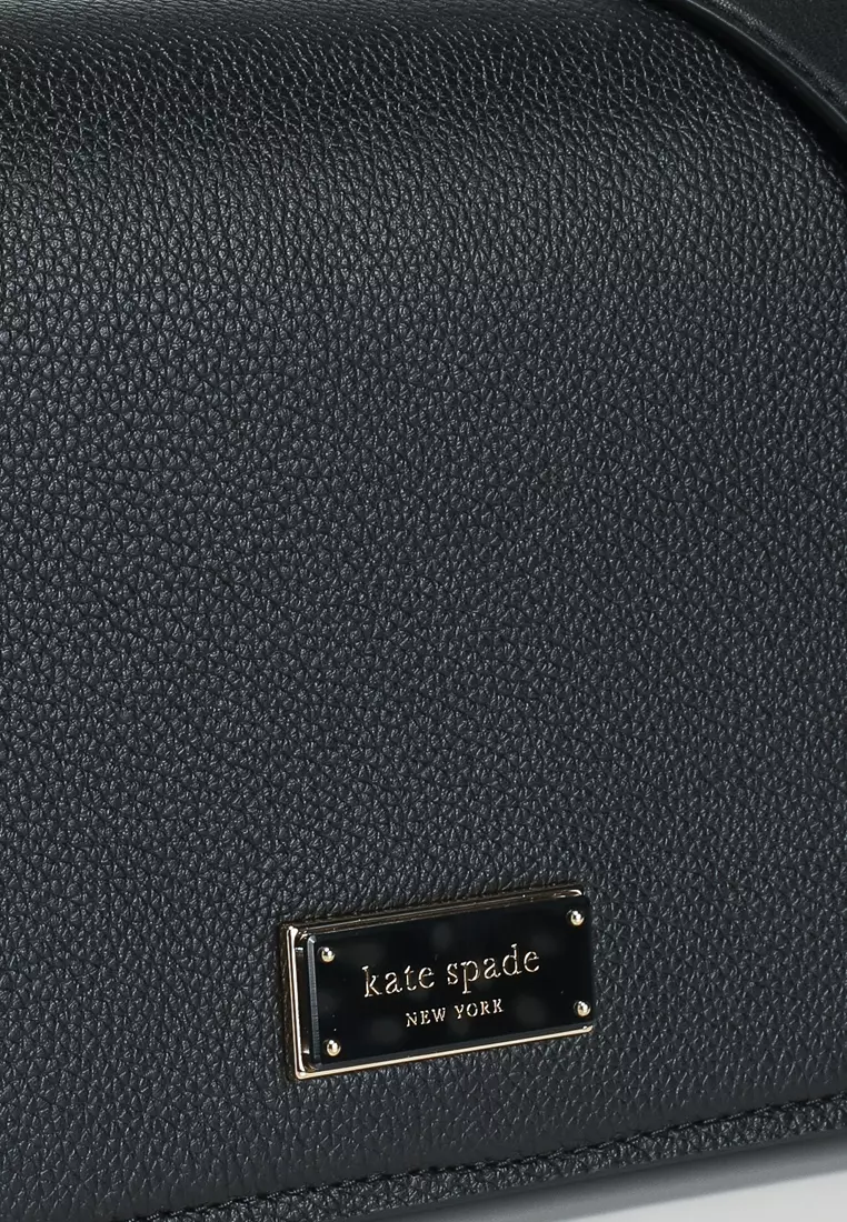 Liv Small Flap Crossbody Bag (cq)