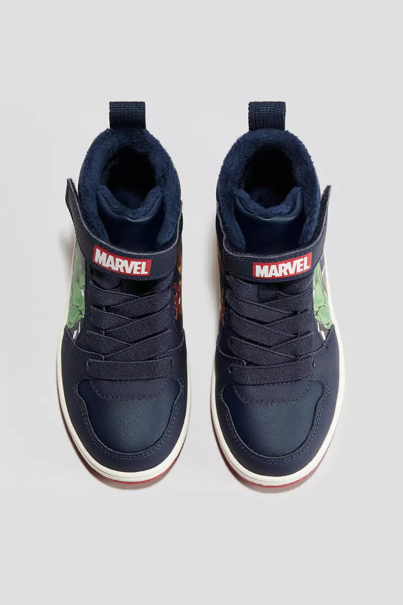 Warm-lined hi-top trainers
