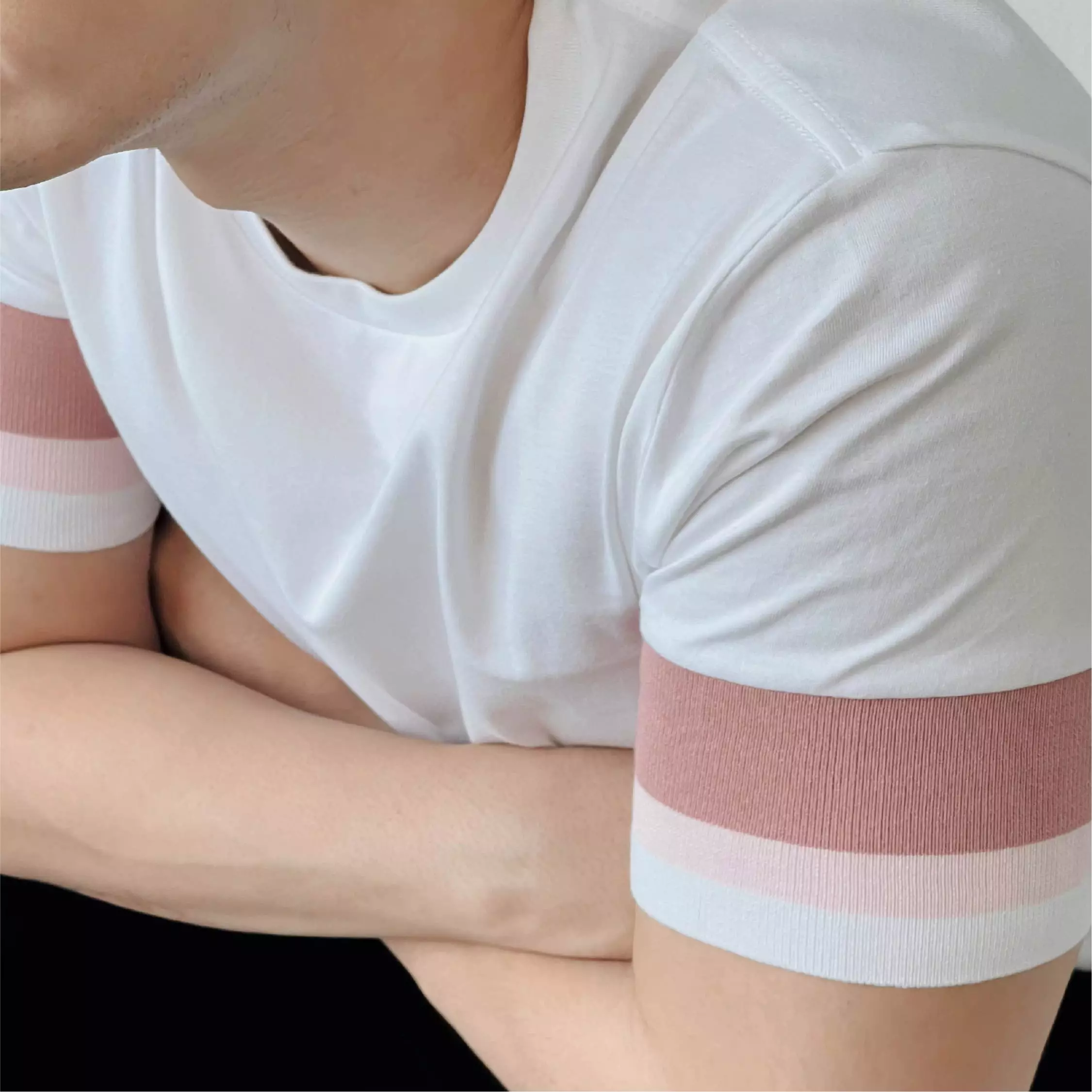 Kale Dios White Pink / Tshirt Pria Premium Cotton  Lengan Pendek