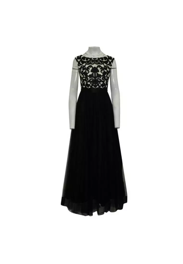 Pre owned evening gowns near me hot sale