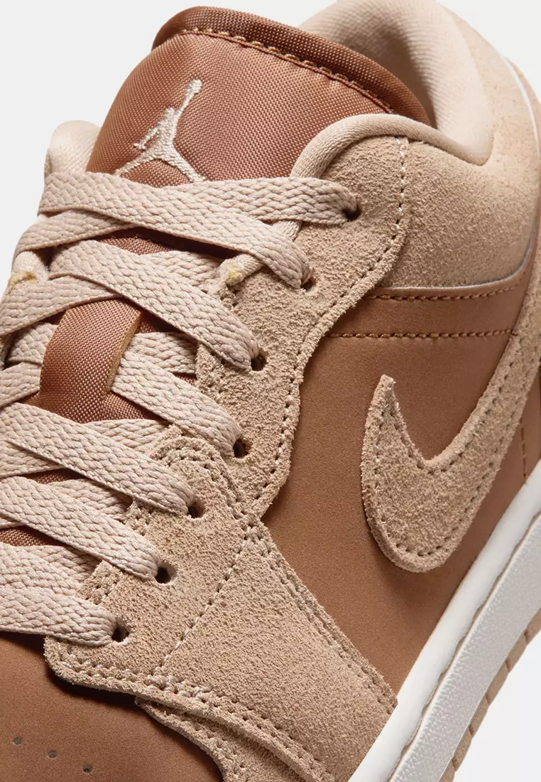 Air Jordan 1 Low Shoes