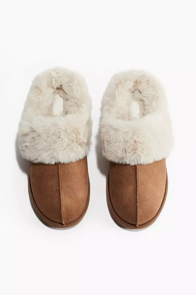 Warm-lined slippers
