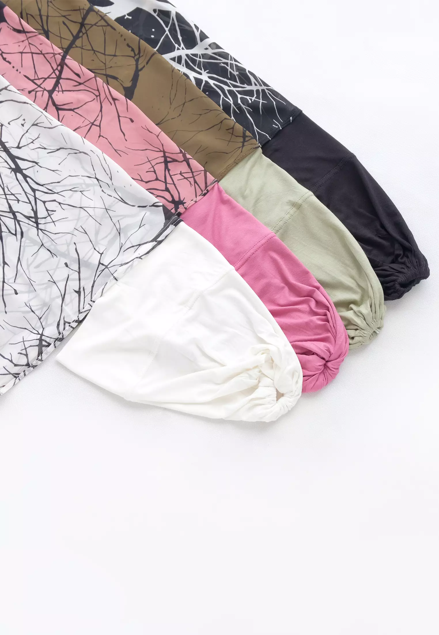 Zelena - Geralyn Printed Hijab | Segitiga Motif - Snowflake