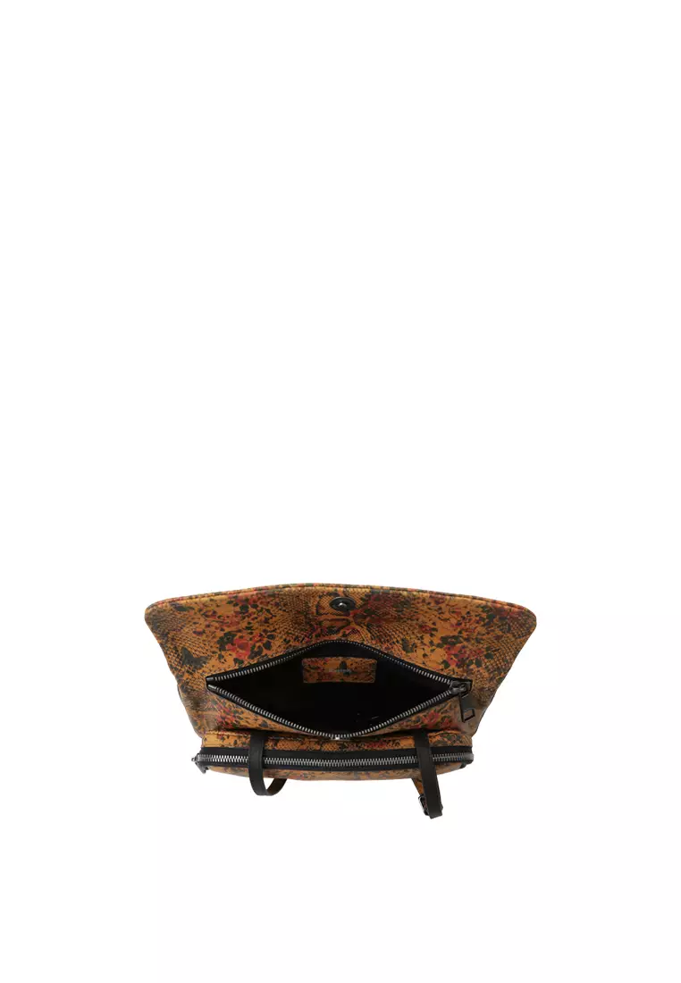 Envelope Shoulder Clutch - Snake Embossed Caramel