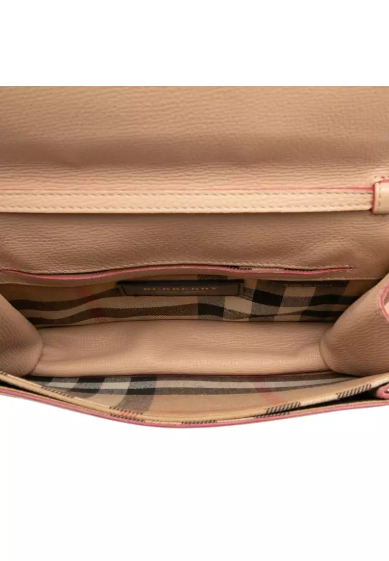 Pre-Loved Burberry Leather Macken Crossbody