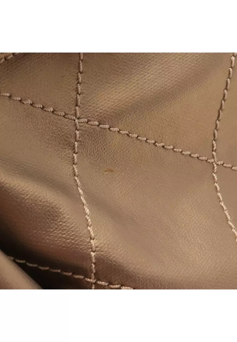 網上選購Chanel Pre-loved CHANEL Paris Biarritz GM Handbag tote bag Coated canvas  leather Champagne Gold beige silver hardware 2023 系列
