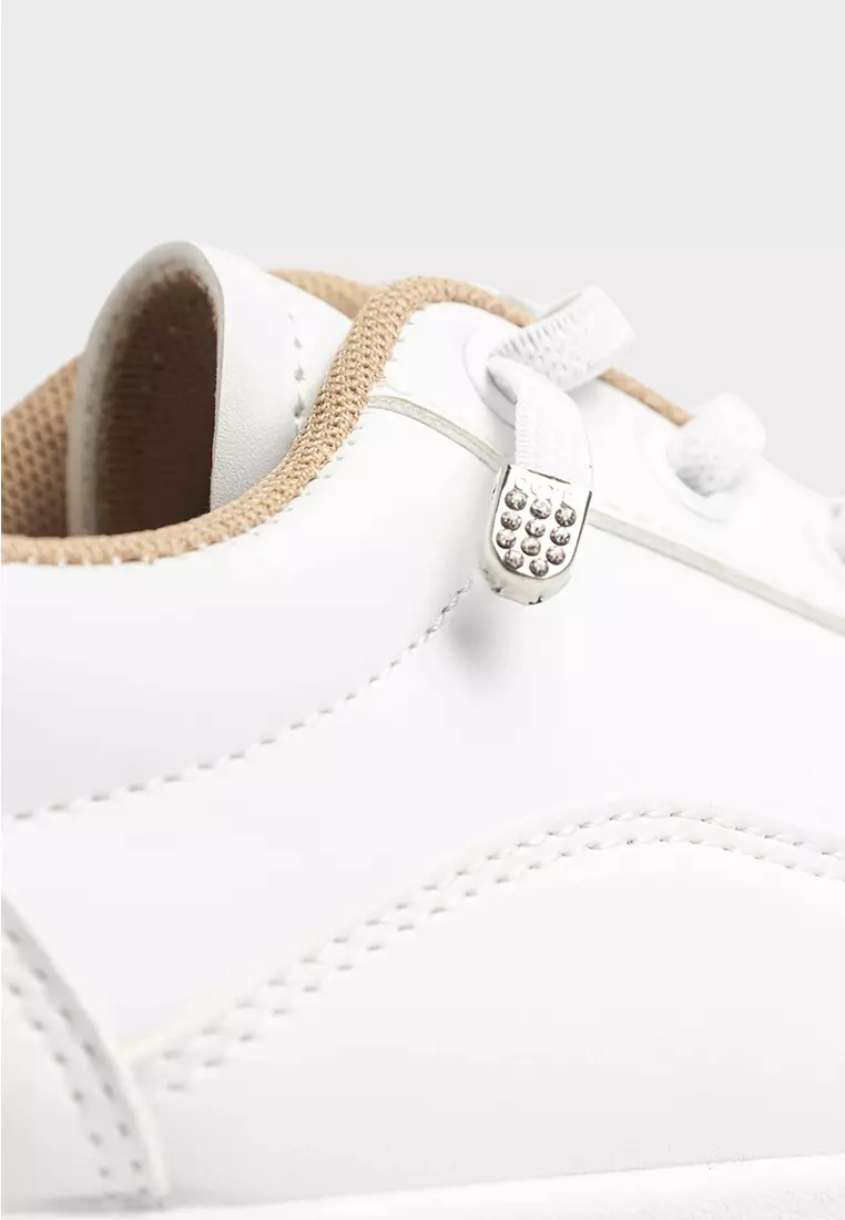 Women's Isa Sneakers