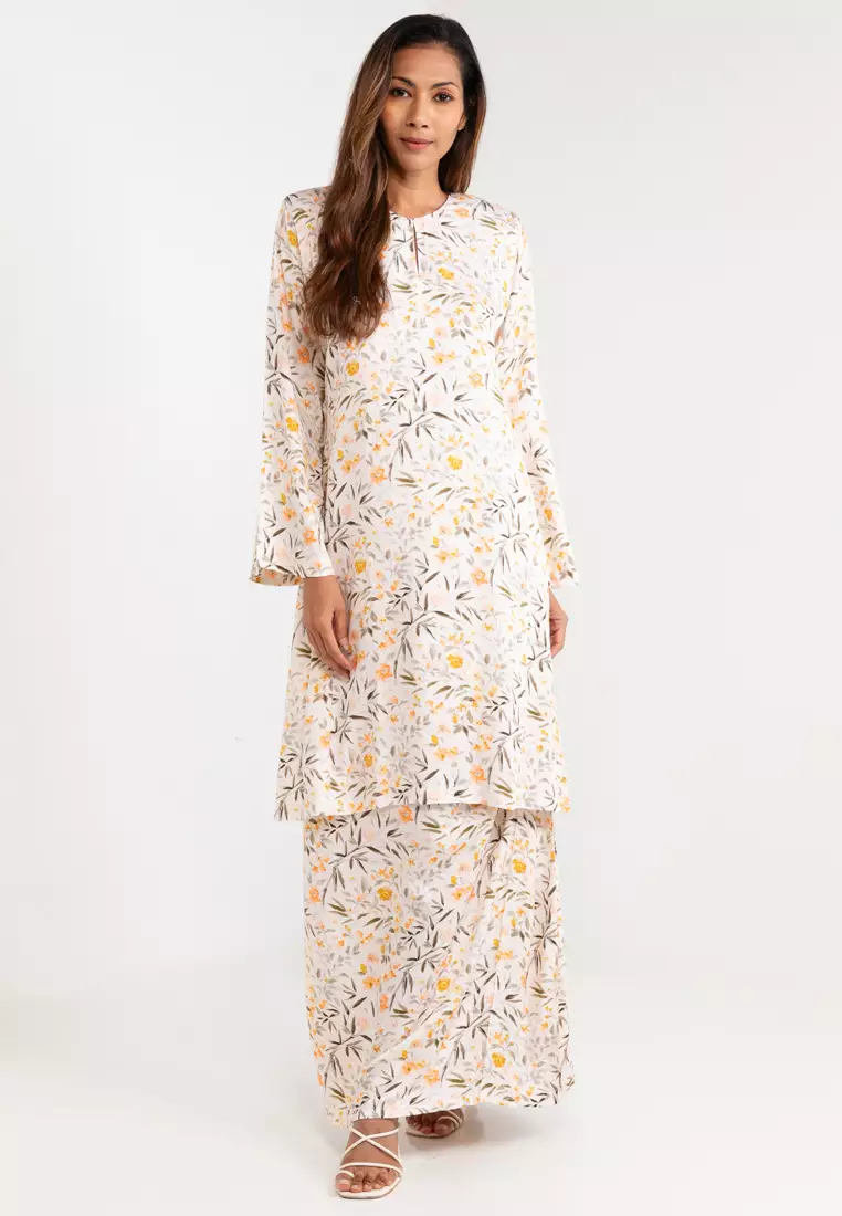 Buy Butik Sireh Pinang Baju Kurung Pahang Raisa Online | ZALORA Malaysia
