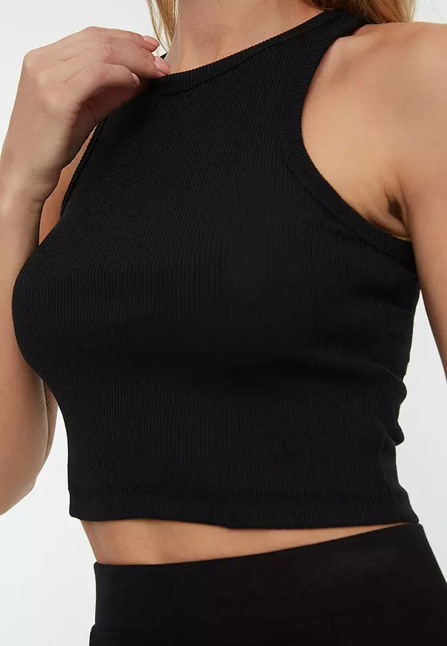 Low Cut Crop Top. Grey and black, Women's Fashion, Tops, Sleeveless on  Carousell
