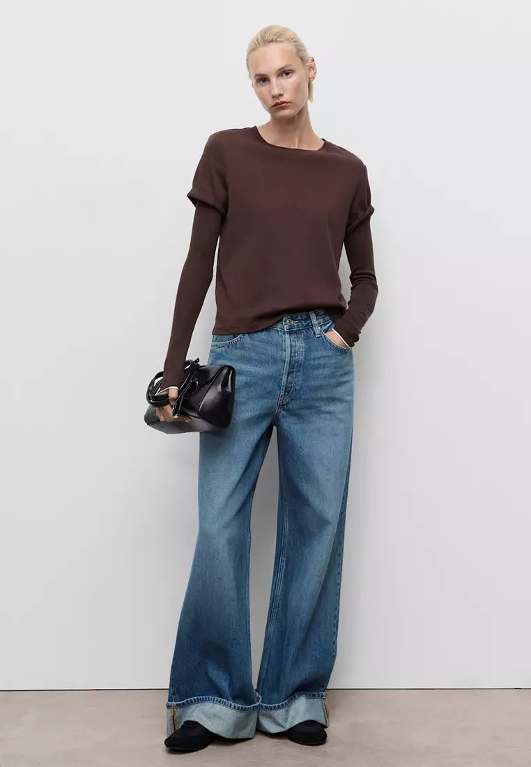 Wide-Leg Jeans with Turn-Up Hem