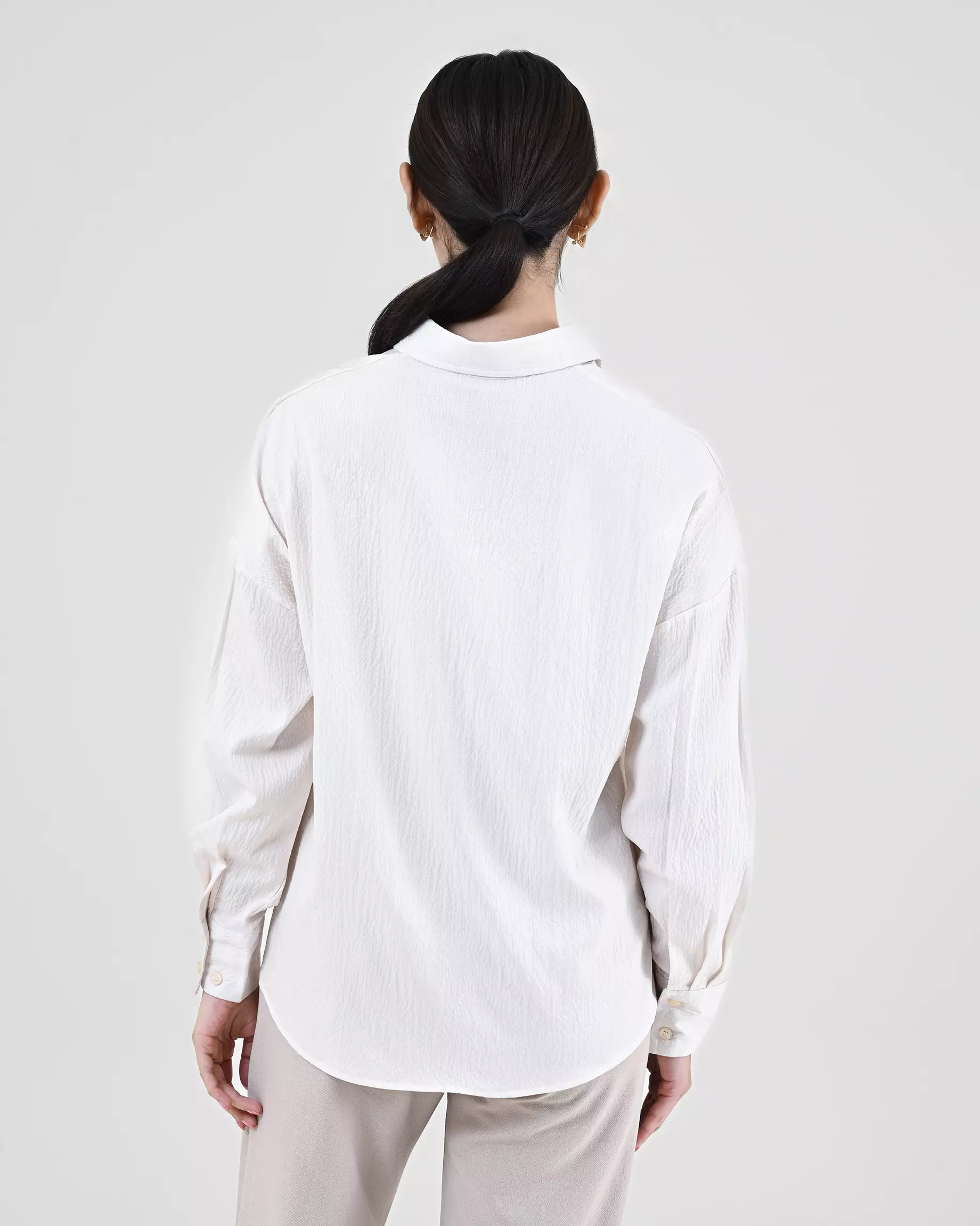 Geulis.id BEATRIX SHIRT - Sagegreen