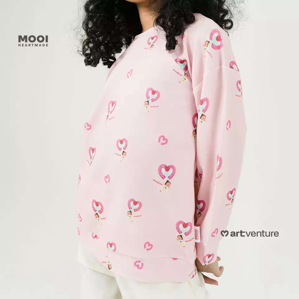 Mooi Artventure x Illustrator Printed Sweater Anak - BRIGITTA - IVORY