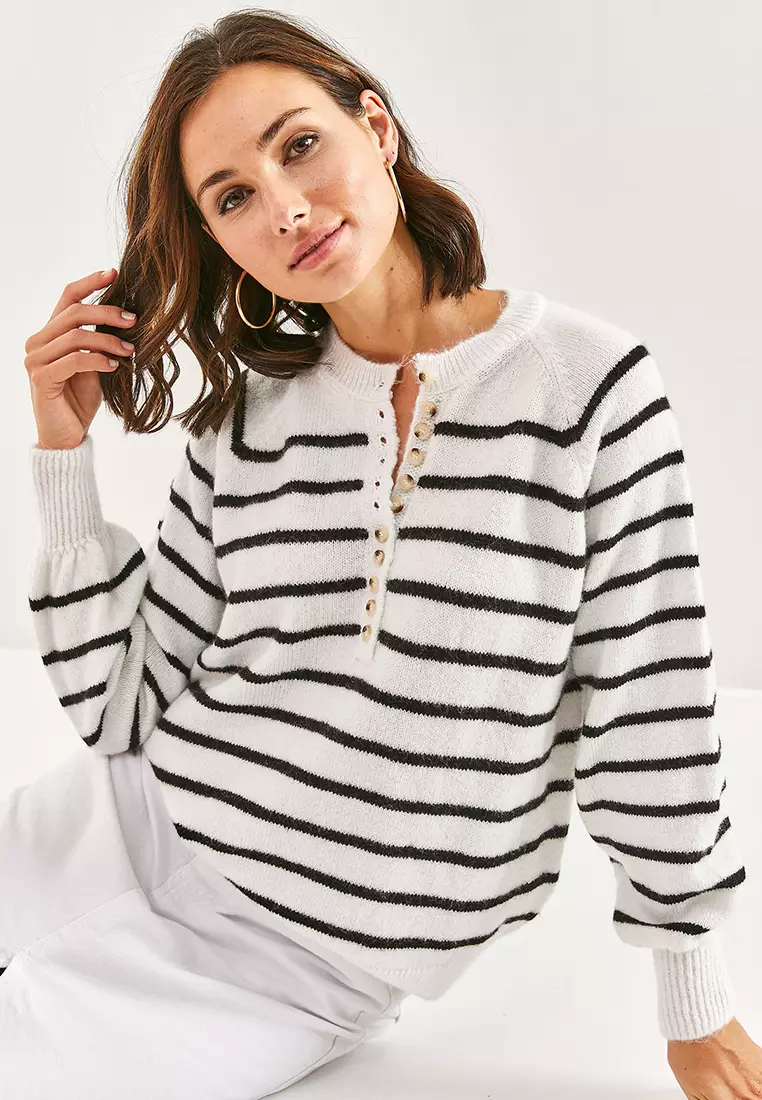 Raglan Sleeves Knit Sweater