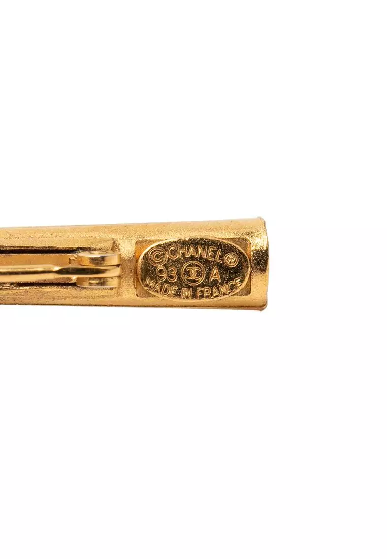 Chanel Pre-Loved Chanel Gold Plated Cambon Paris Arrow Heart Swing