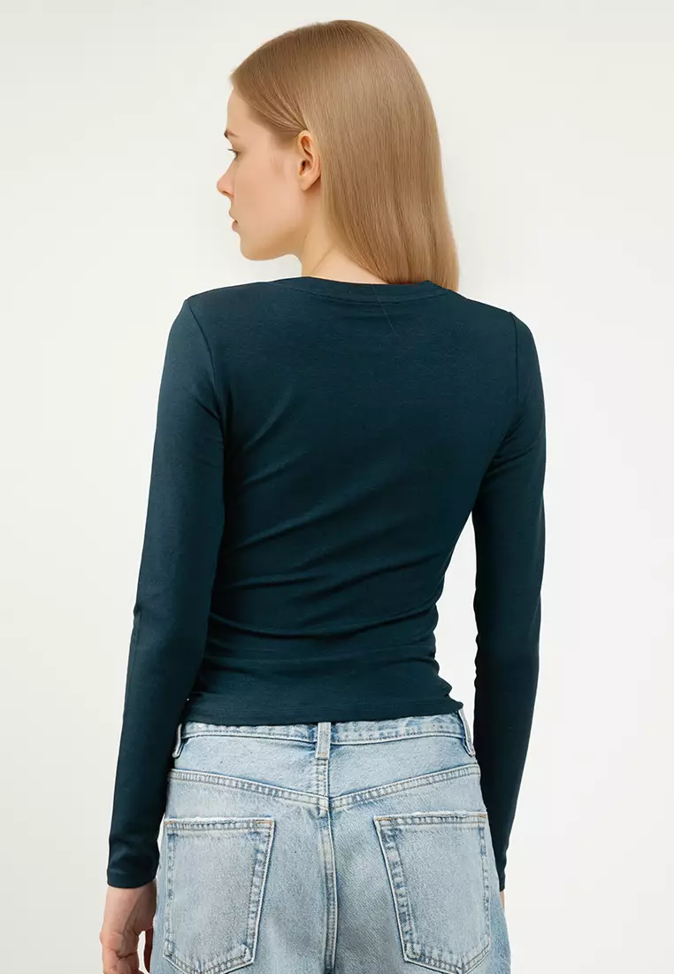 All Day Crew Long Sleeves Top