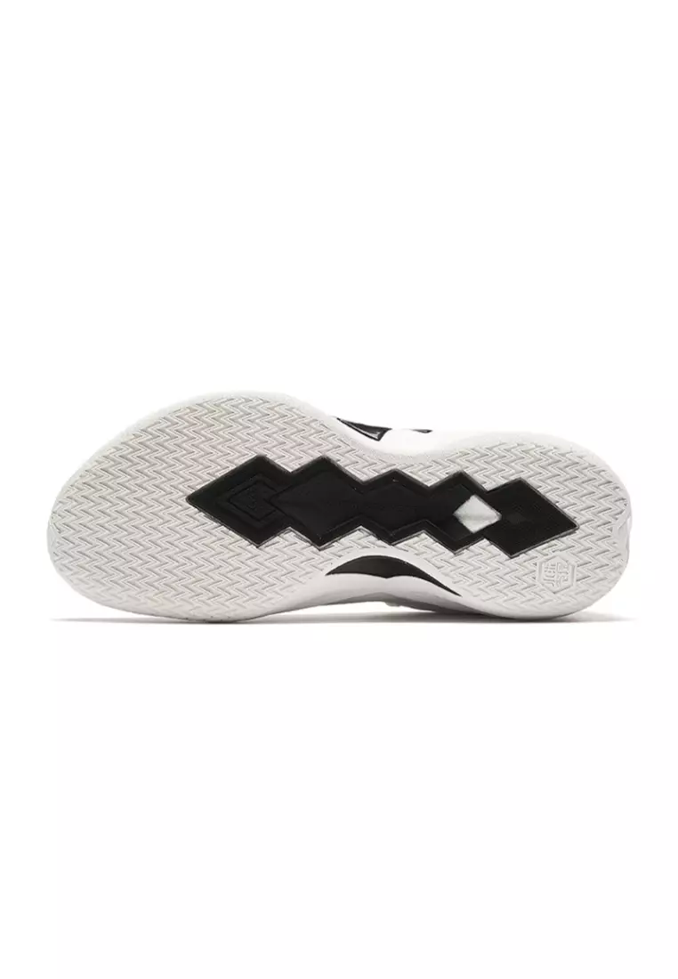 Men Shock The Game Swagger 1.0 Basketball Shoes