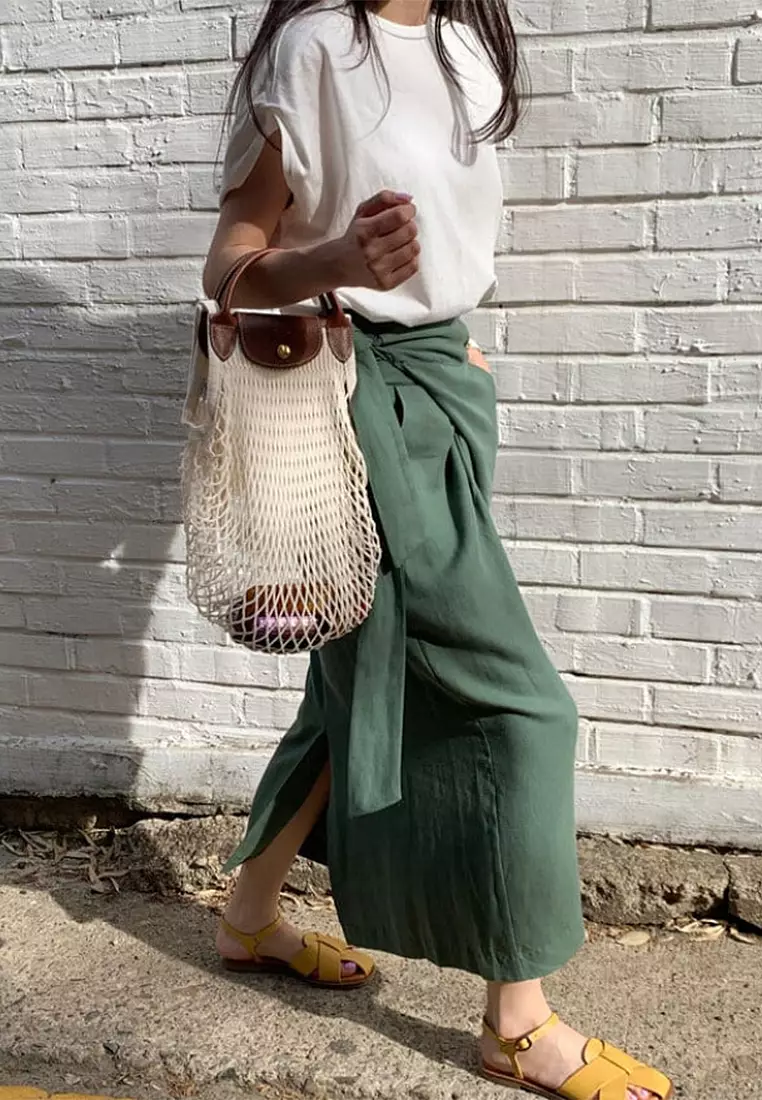 New loose short-sleeved T-shirt + strappy high-waist skirt suit CA24032539W