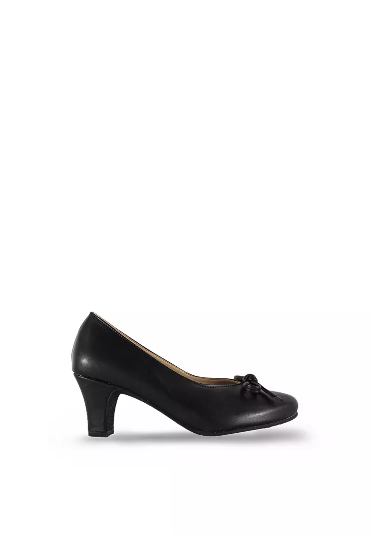 Discount on Zanea Shoes  shoes - SKU: Ayla Pumps