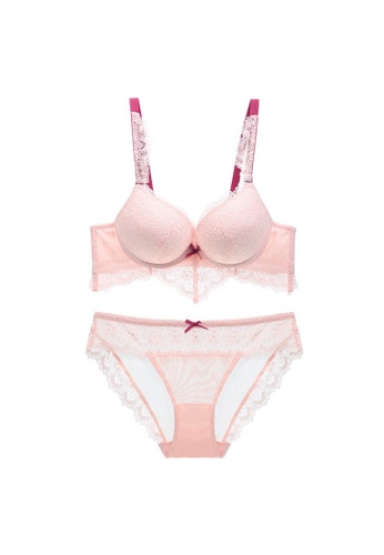 W.Excellence pink Premium Pink Lace Lingerie Set (Bra and Underwear) D29DFUSE374674GS_1