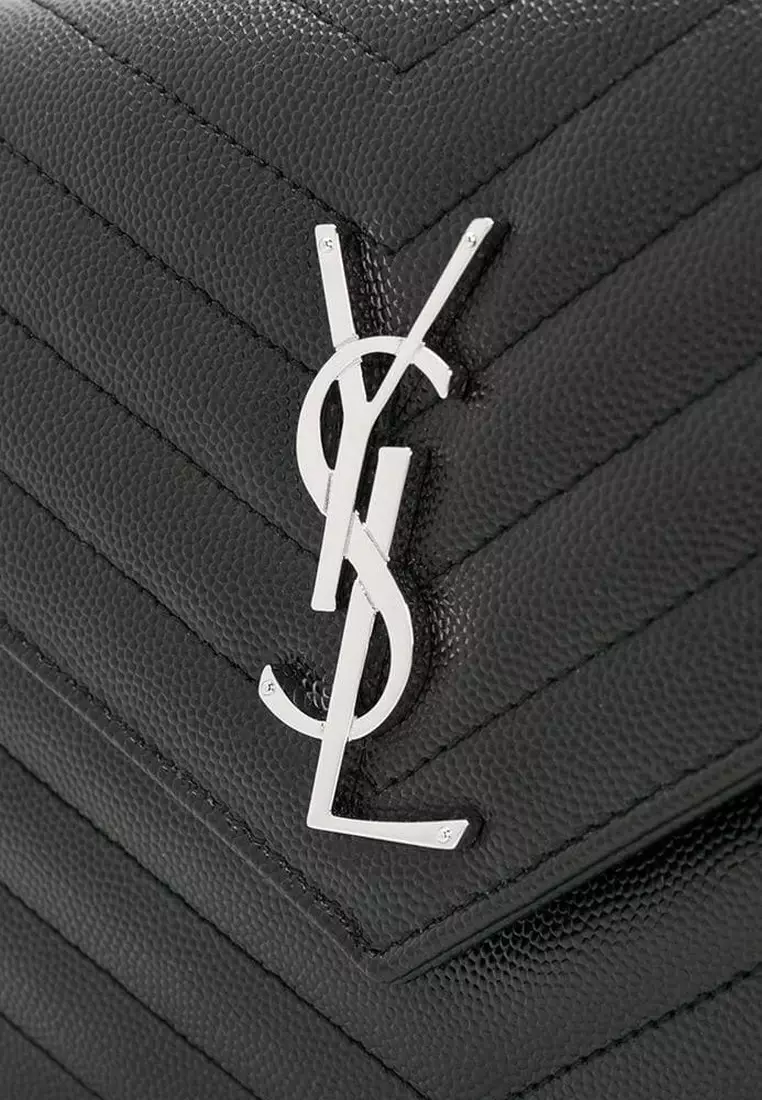 Cassandre Matelassé In Grain De Poudre Embossed Leather Chain Wallet in Black/Sliver