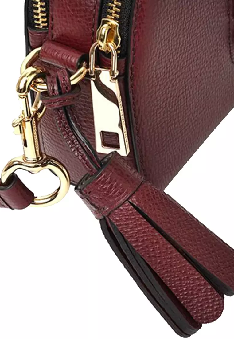 The Shutter Crossbody Bag in Chianti M0015468