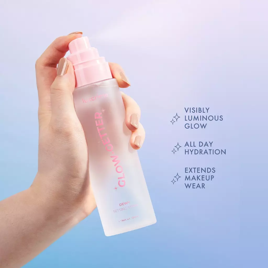 Luxcrime Glow-Getter Dewy Setting Spray