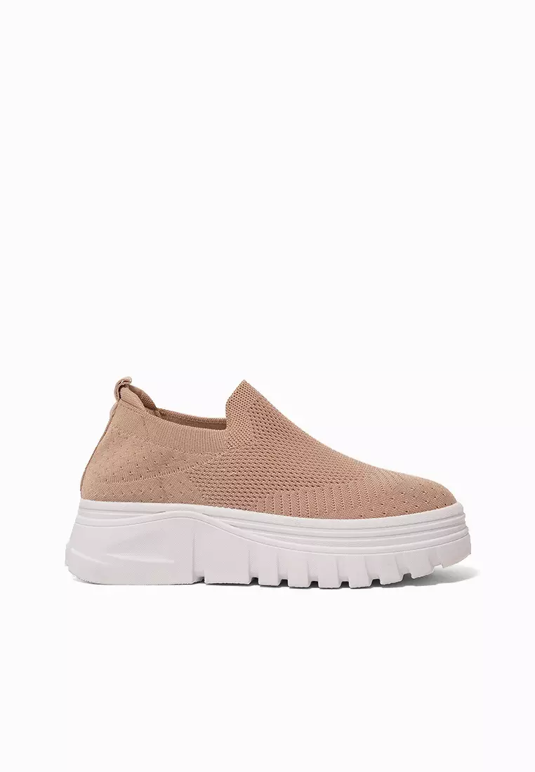 Discount on CLN  shoes - SKU: Maisie Slip On Sneakers
