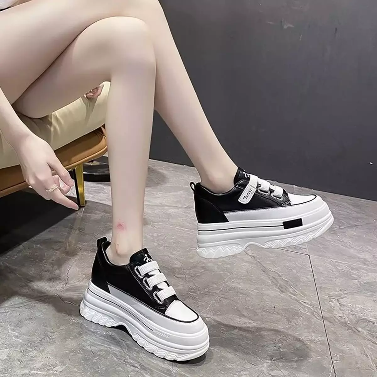 Sepatu Fashion OOTD Modis Wanita Sneakers Cewek WL537