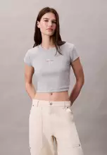灰色