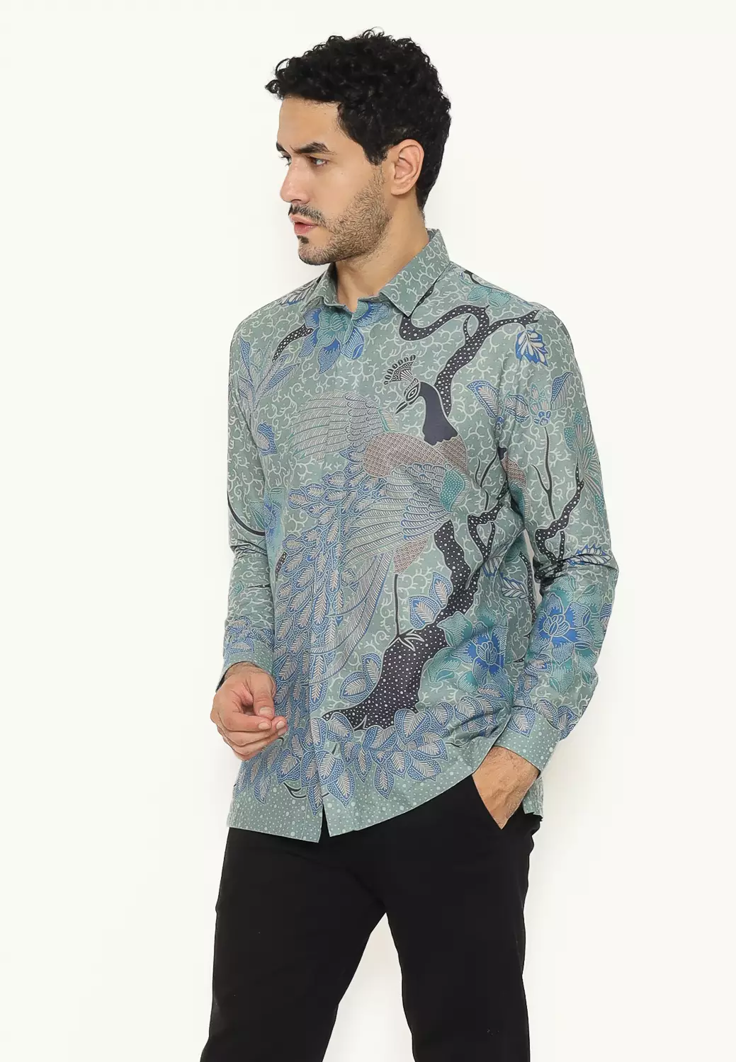 MAGINOT GUNA Batik Pria Slim Fit Lengan Panjang