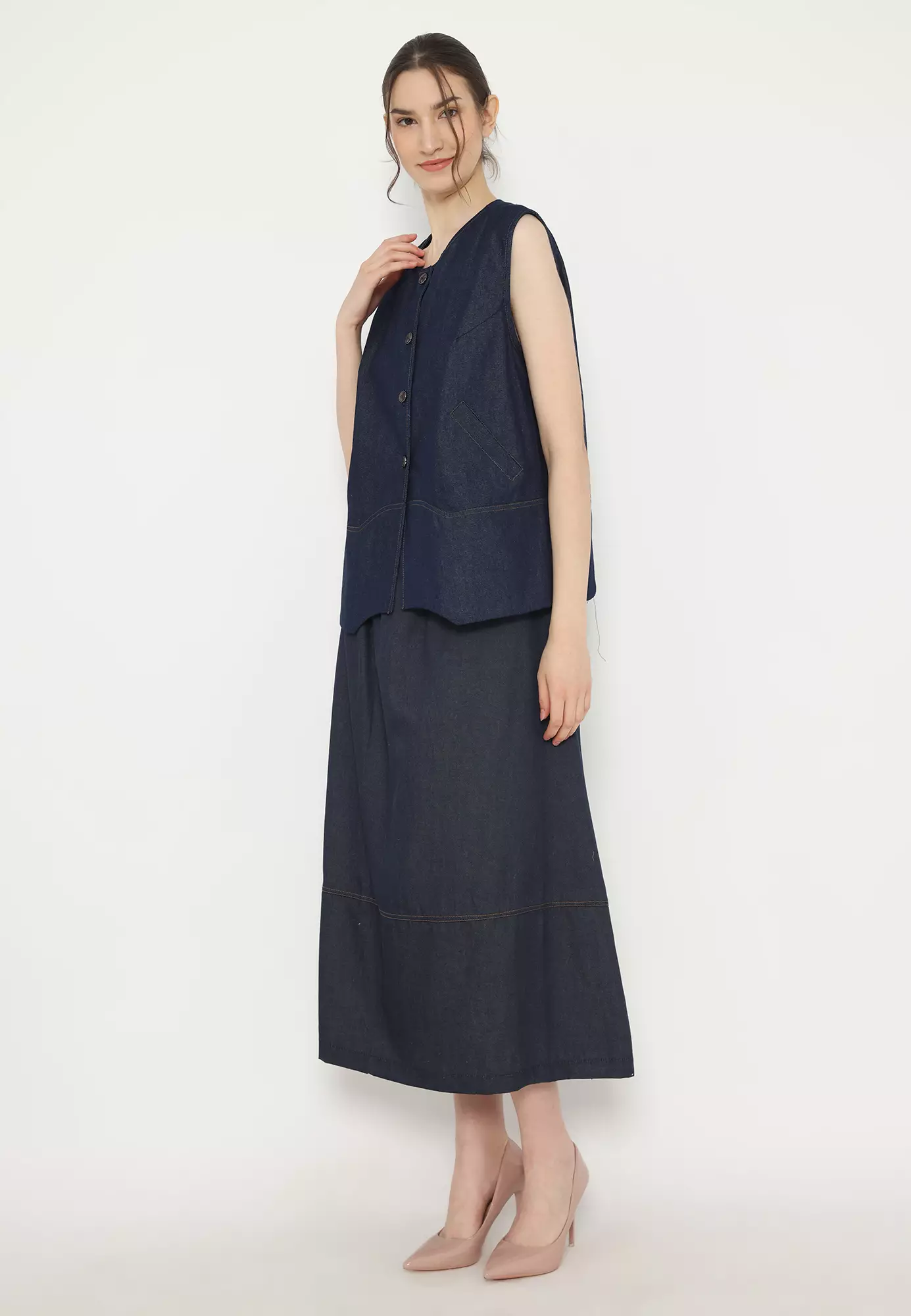 Woman Vest Denim Casual Look Sleeveless In Dark Navy By Brilliant Girl Warna VEST