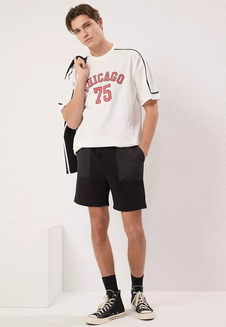 Black Regular Cut Parachute Fabric Pocket Detail Thick Shorts & Bermudas TMNSS25SR00028