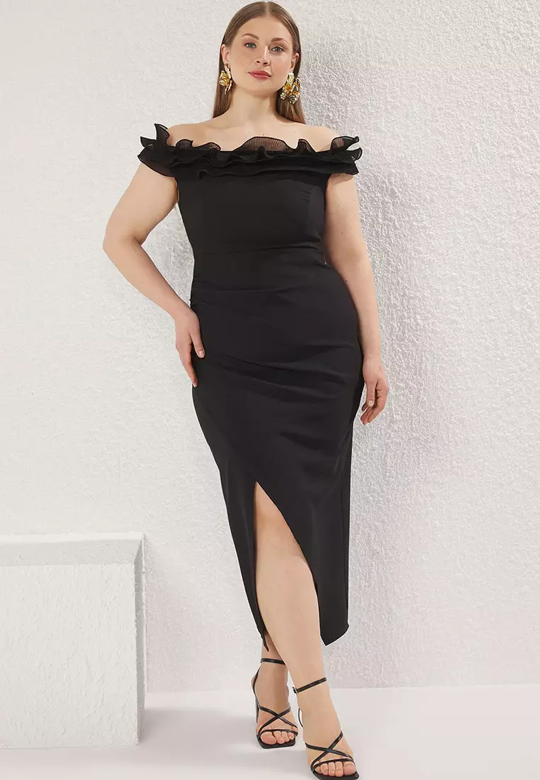 Black Madonna Collar Ruffled Slit Woven Plus Size Dress Tbbss25Ah00142