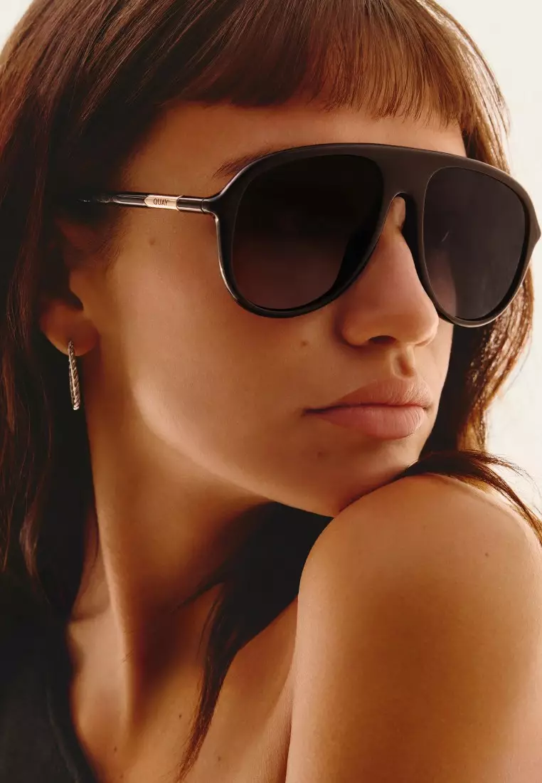 QUAY Chart Topper Sunglasses - Black/Smoke Taupe