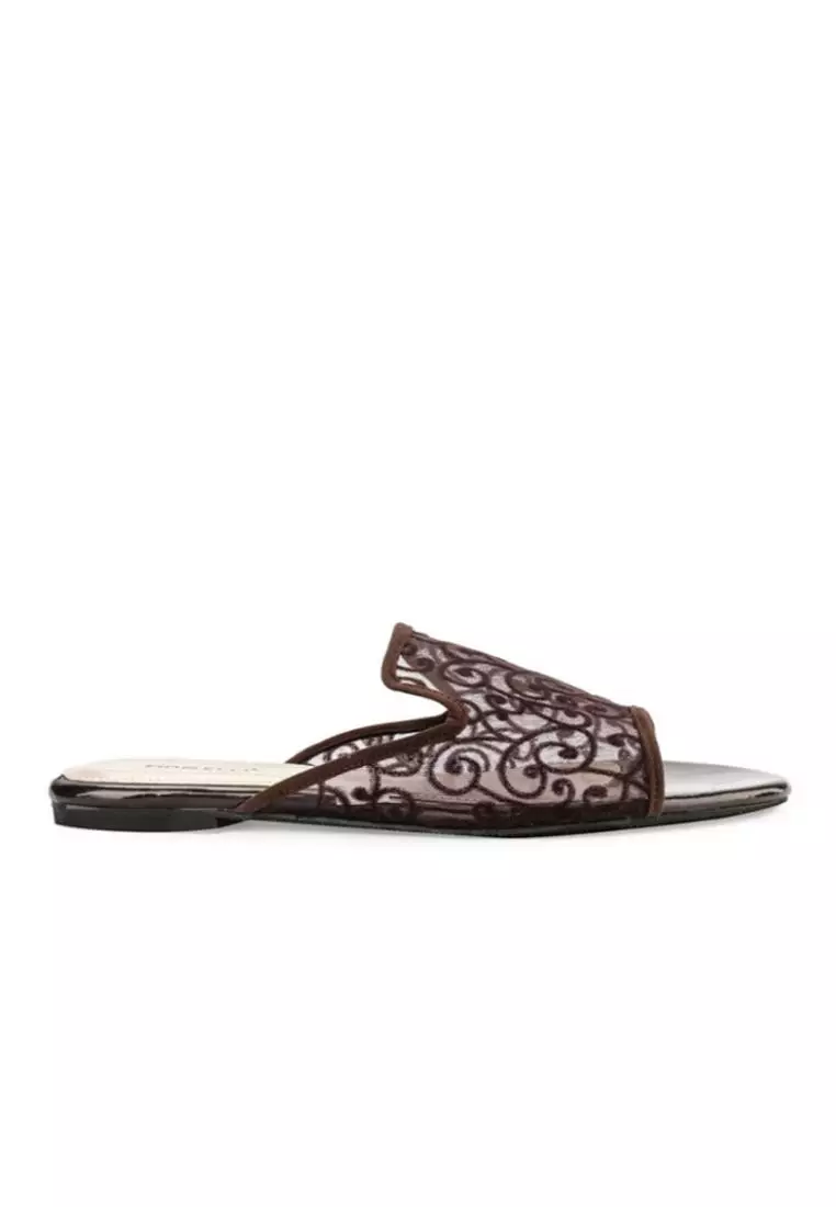 Karrie Sandal wanita Flat Slip On - Brown