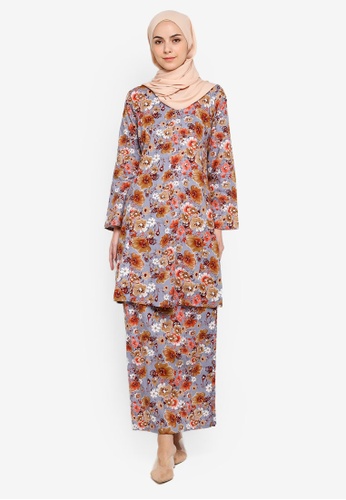 Baju Kurung Pahang from Azka Collection in Grey and Multi
